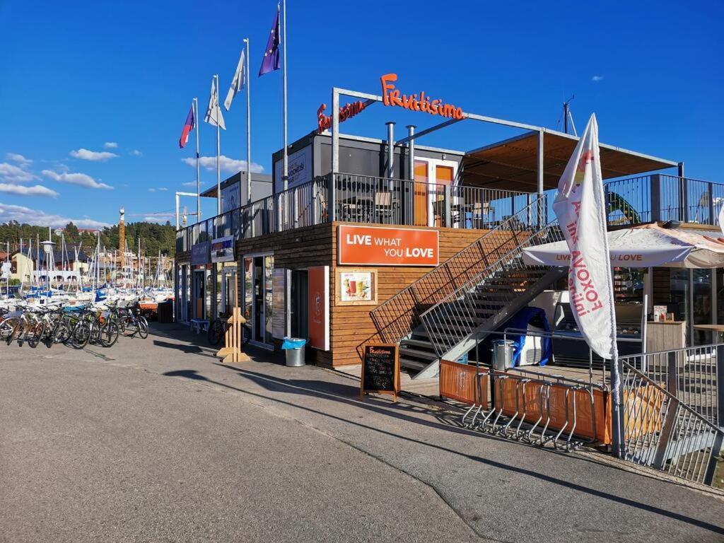 Ubytovani Na Jachte Hotel Lipno nad Vltavou Exterior foto