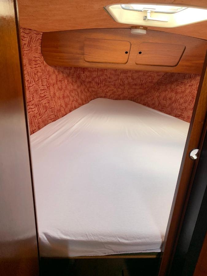 Ubytovani Na Jachte Hotel Lipno nad Vltavou Exterior foto